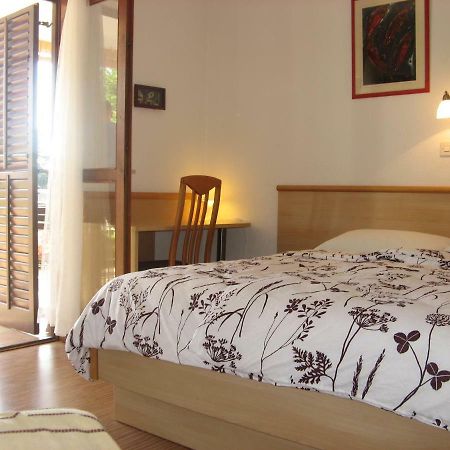 Apartments&Rooms Milka Starigrad Paklenica Exterior foto